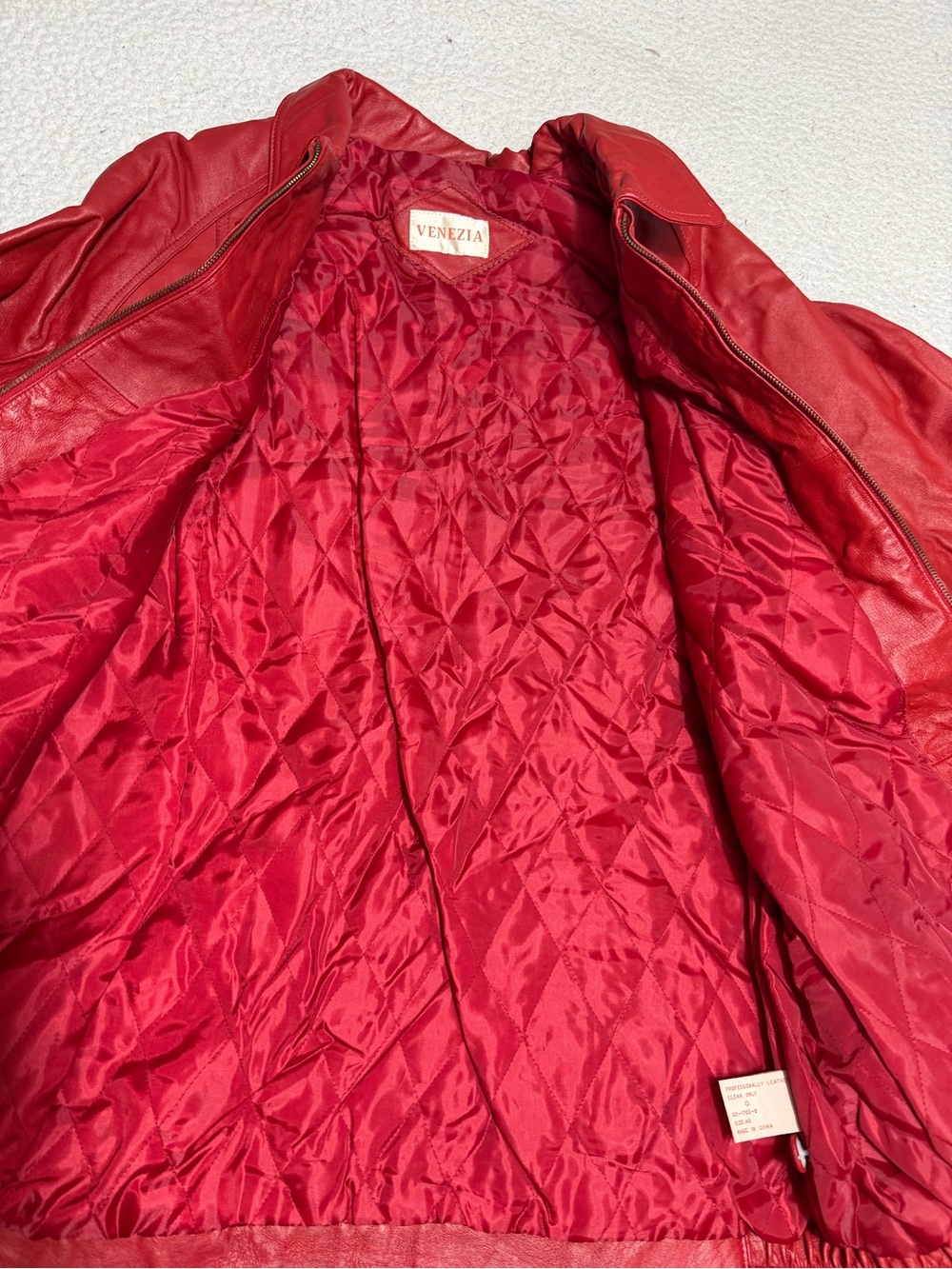 Vintage VENEZIA GENUINE Leather COLLARED Red Coat Fully Lined Insulated A8 - Picture 13 of 13